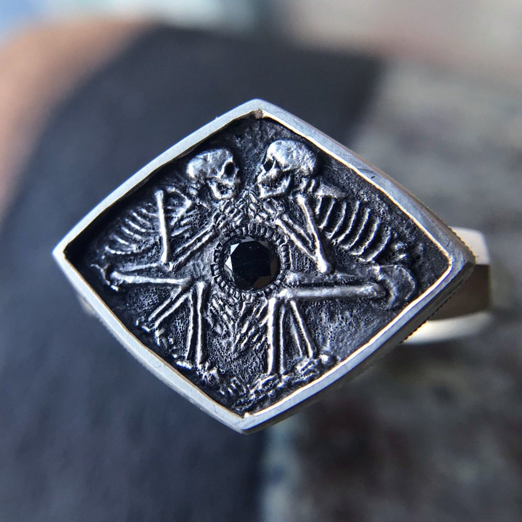 Dulcis Mortem Ring
