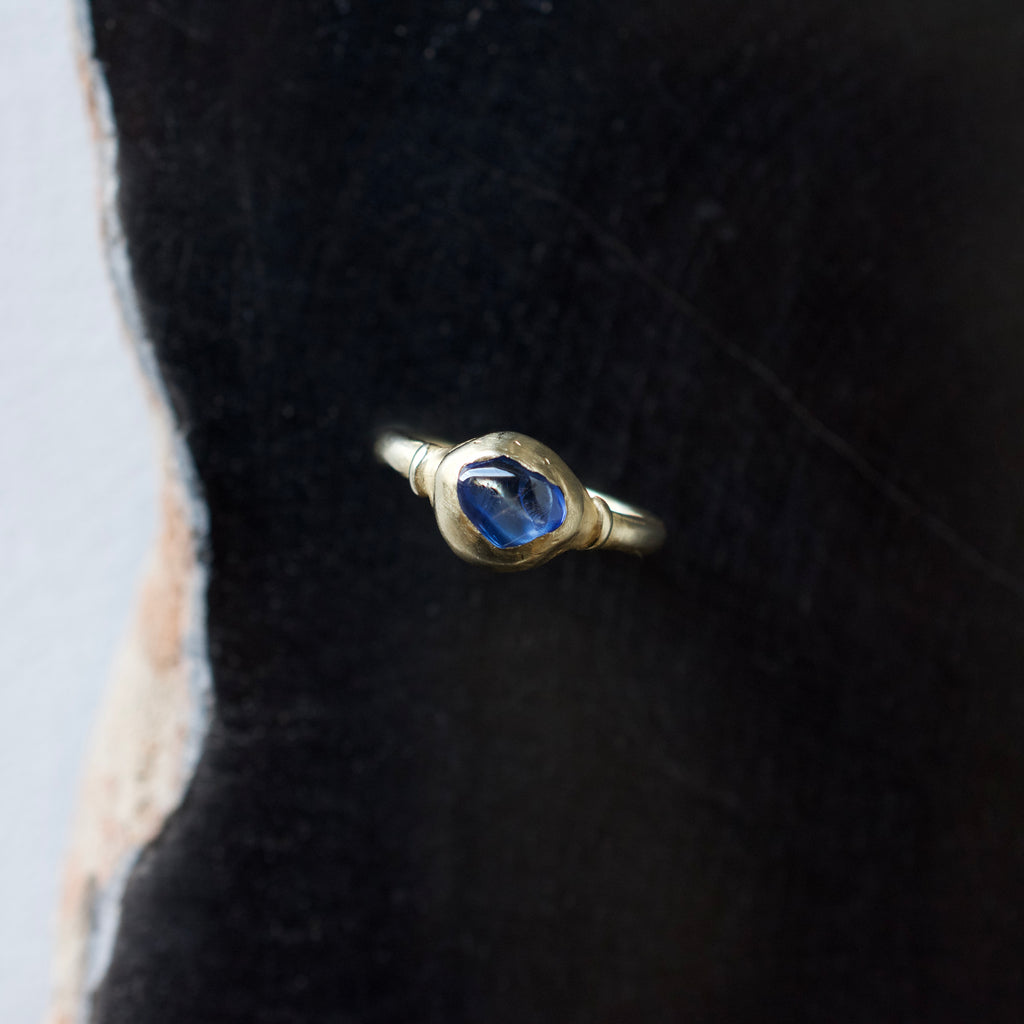 Sapphire Cabochon Ring