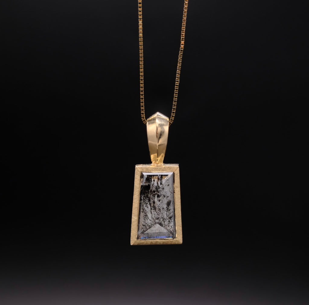 SILVER SCREEN NECKLACE