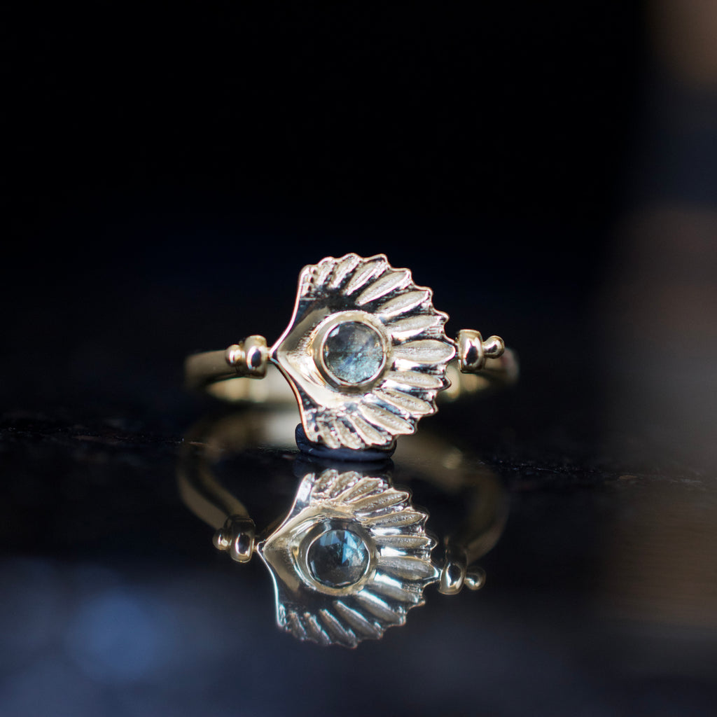 Venus Sapphire Spinning Ring