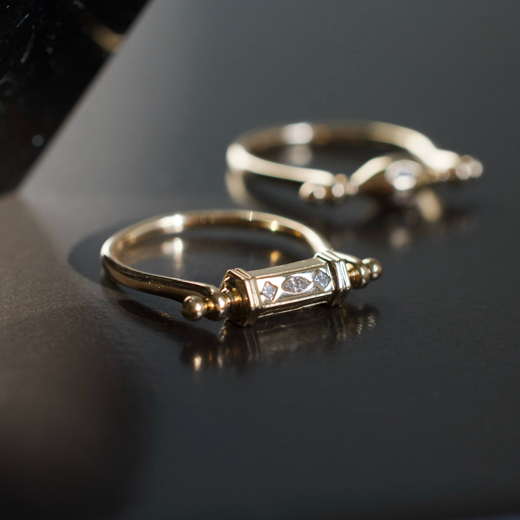 Dala Mudra Spinner Ring