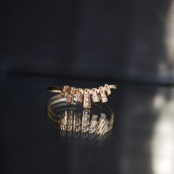 Irregular Crown & Diamonds Ring
