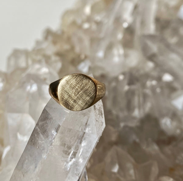 Round face Signet